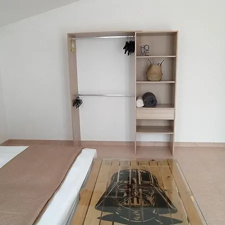 Apartmán Civico 18 *